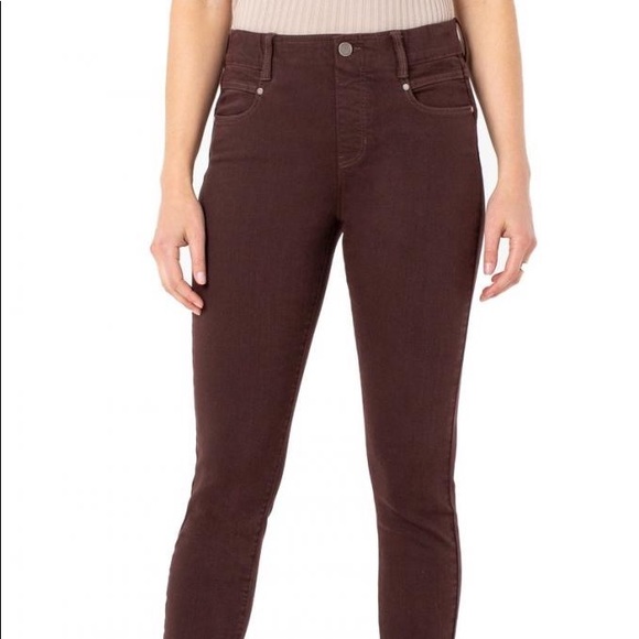 NWT Liverpool the Glider revolutionary Pull on Jeans Chocolate Size 0 - Picture 14 of 15